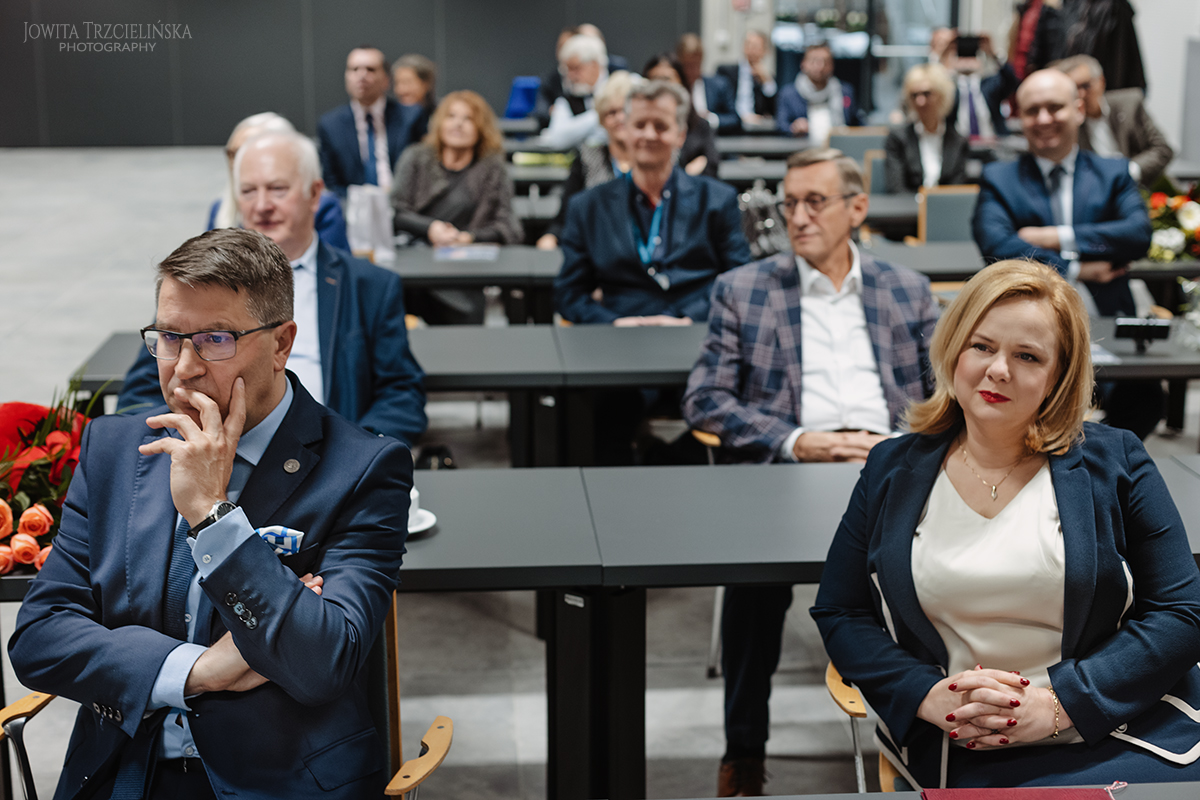 prof. dr hab. inż. Teofil Jesionowski, Rektor PP, dr hab. Hanna Włodarkiewicz-Klimek, prof. PP, Dziekan Wydziału Inżynierii Zarządzania PP